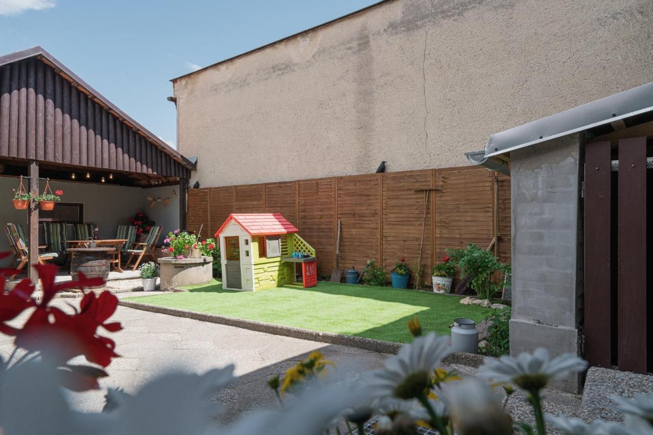 Ubytování 121 - Hlohovec Exteriér fotografie