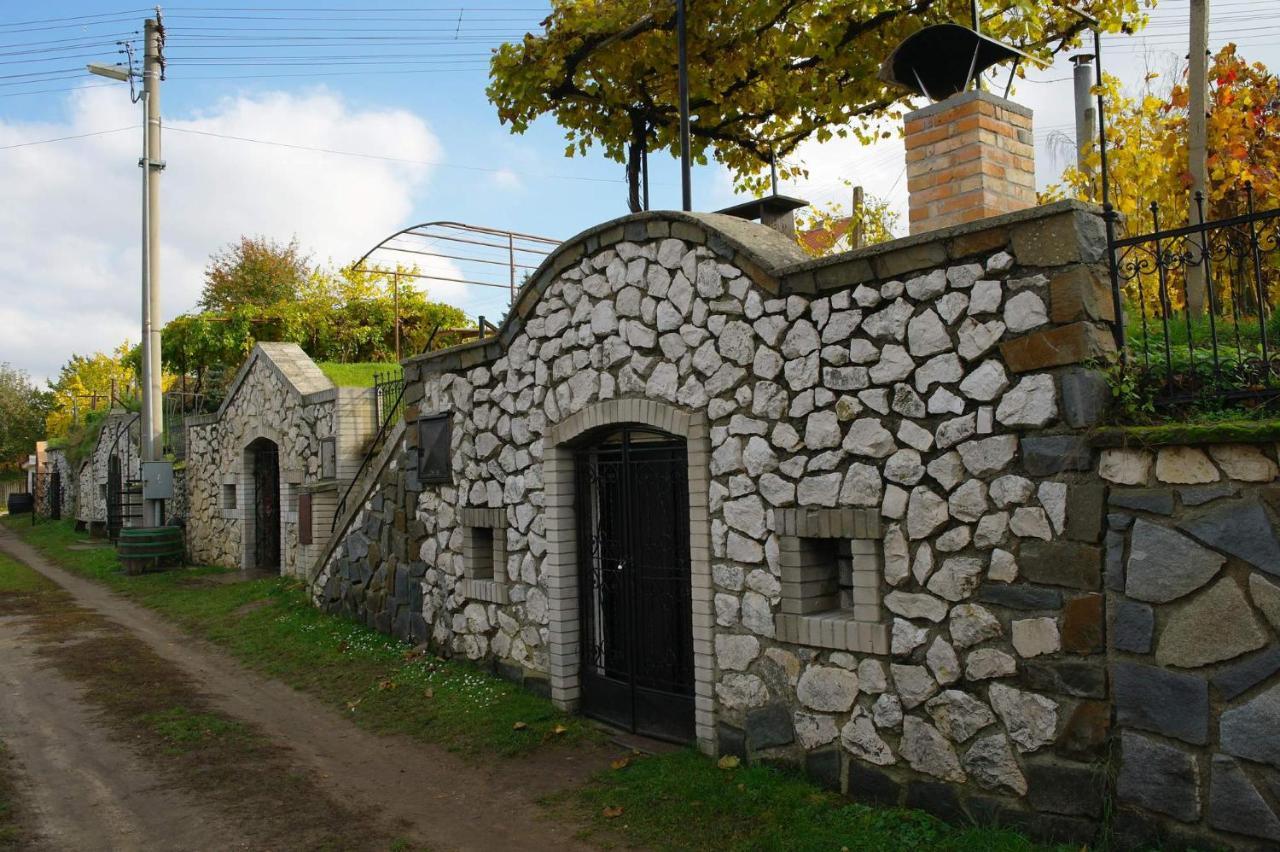 Ubytování 121 - Hlohovec Exteriér fotografie