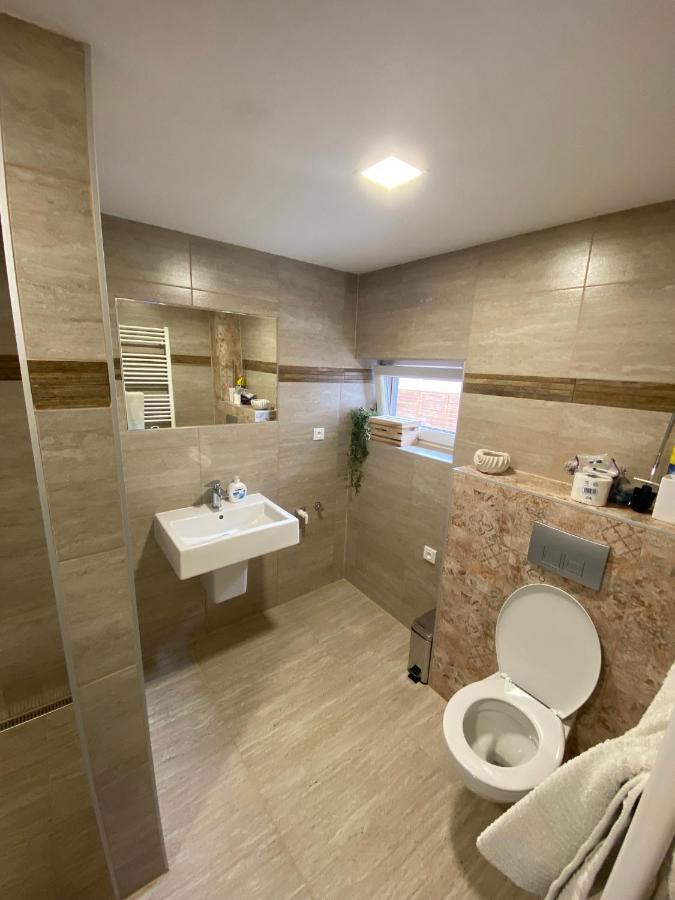 Ubytování 121 - Hlohovec Exteriér fotografie